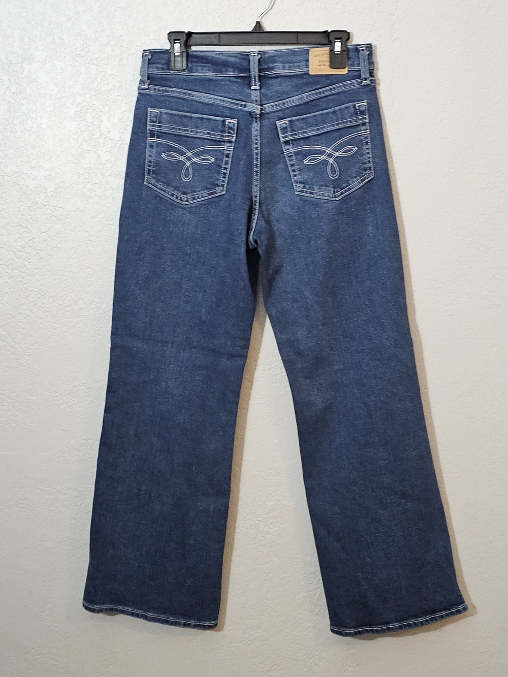 Levi Strauss Signature Vintage Relaxed Boot Jeans Womens 4 Dark Wash - Picture 7 of 8